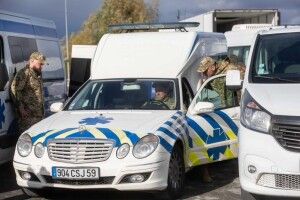 Швидкі вже фронті, рятуватимуть наших військових – Порошенко