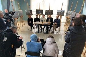 У Луцьку відкрилась фотовиставка «Історії з окупованого Криму» 