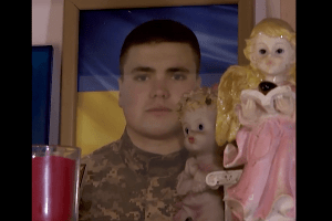 «Не могла подумати, що стану вдовою у 19 років», – вагітна дружина загиблого на Яворівському полігоні Героя (Відео)
