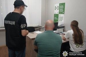Асистенти вчителів з відстрочкою: у луцькому ліцеї фіктивно «працевлаштували» 12 чоловіків