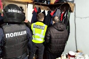 Волиняни, які організували постачання наркотиків до колонії, постануть перед судом