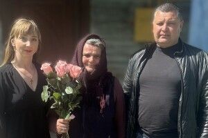У громаді на Волині привітали матір загиблого Героя