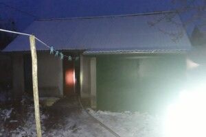 На пожежі у Рівному обгорів чоловік (Відео)
