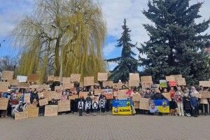 На Волині відбулася акція на підтримку полонених азовців