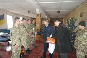 Військові на Старовижівщині показали районній владі, як живуть