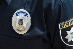 У Володимирі-Волинському чоловік поцупив волонтерську скриньку з грошима