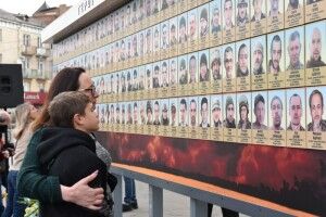 У Луцьку вшанували пам’ять загиблих захисників України (Фото)