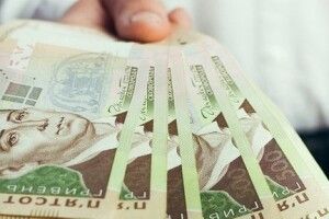 Шмигаль сказав, коли в Україні будуть зарплати як у Польщі