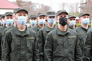 Весняний призов: до луцької військової частини прибули 25 новобранців (Фото)