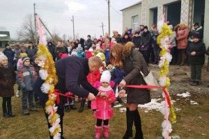 У Древині на Іваничівщині дітлахи гратимуться на новому майданчику