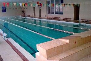 Ковельська ДЮСШ проводить запис у басейн, який розпочне роботу раніше, ніж зазвичай