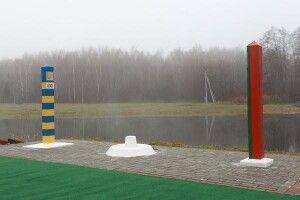Україна закриває пункти пропуску на кордоні з Росією та Білоруссю