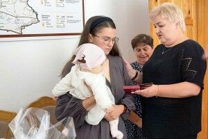 На Волині дружина з маленькою донечкою отримали посмертну нагороду рідного Героя 