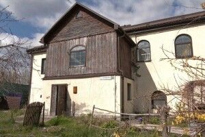 Скільки років найстарішому будинку Луцька і хто у ньому живе (Відео)