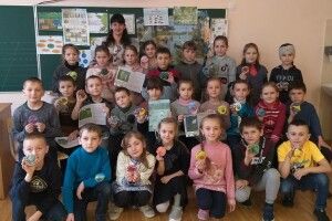 У Гірках на Любешівщині молодші школярі вчилися любити матінку-природу (Фото)
