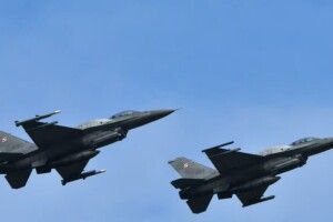 Польща піднімала авіацію через через масовану атаку рф на Україну