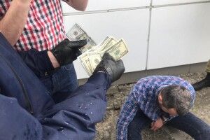 Затримали «перевертня» у майорських погонах