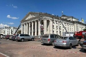 Ракетний удар по Чернігову: кількість постраждалих зросла
