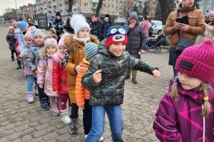 У Ковелі веселили малечу біля ялинки (Фото)