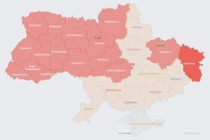 На Рівненщині прогриміли вибухи: тривога в багатьох областях України