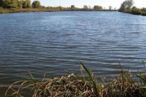 Із озера на Рівненщині водолази дістали тіло 32-річного чоловіка