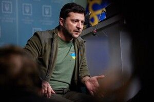 Зеленський зустрівся з сенаторами США: просить закрити небо
