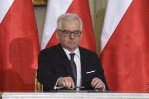 Польща запропонувала, як обійти блокування Угорщиною засідання комісії Україна-НАТО