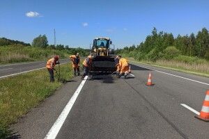 На Волині продовжується ремонт автодоріг