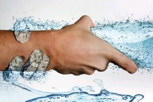 У місті на Волині у житлі злісних неплатників за воду ставитимуть «заглушки». Зняти їх вартує кругленьку суму