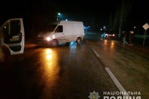 Момент смертельної ДТП, в якій загинула 16-річна дівчина, потрапив на відео