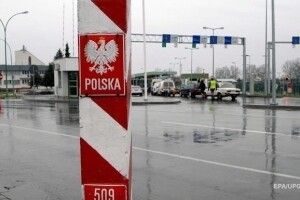 На кордоні з Польщею утворилися черги