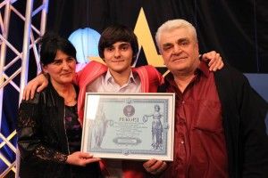 Юний харків'янин впродовж 11 років не пропустив жодного шкільного уроку