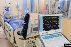 В поліції розповіли, чому в Луцьку дві дівчини випали із сьомого поверху 