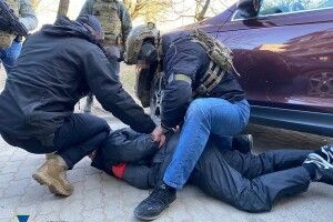 СБУ затримала банду рекетирів на чолі з депутатом райради