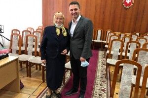 Золотий голос Рівненщини: солістку фольклорного гурту «Старі Коні» Домініку Чекун нагородили орденом княгині Ольги 