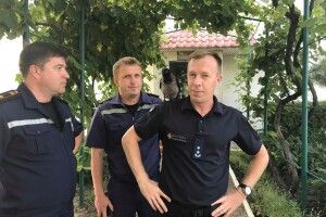 У рятувальників Чорноморська з'явився новий колега – ворон Гідрант