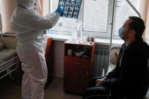 Карантин не допоможе: лікар назвав спосіб зупинити епідемію коронавірусу в Україні  