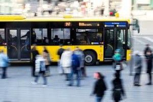 Пільги на проїзд видаватимуть живими грішми 