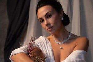 Екс-учасниця гурту NikitA спантеличила образом топлес (Фото)
