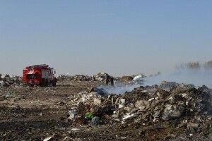 Чистий четвер палії сміття перетворили на смалений: лісівники та рятувальники чергують на місцях загорянь. (Відео. Фото)