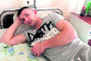 Волинський коп: «Нападник завдавав по мені ударів двома ножами, але я встиг у нього вистрілити»