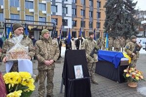 Перший бойовий вихід став фатальним: у Ковелі провели в останню путь Ярослава Лукашука