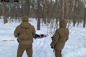 У Києві в парку знайшли труп дівчини