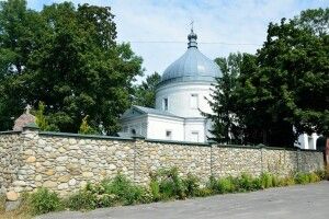 На Волині в монастирі побили чоловіка