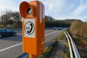 SOS-станції на українських дорогах