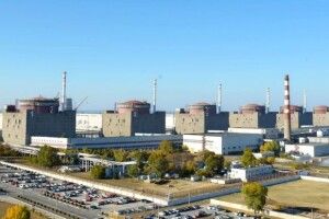 Увага! Росія збирається підривати боєприпаси навпроти енергоблоку атомної станції