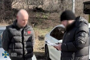 На Волині на хабарі викрили керівництво ключового дорожнього підприємства 