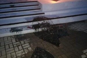 У Росії підліток спалив вінки біля Вічного вогню