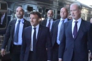 Макрон повідомив перші деталі візиту до Києва