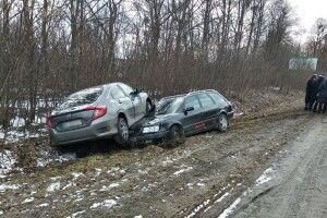 Неподалік Рівного машина «вистрибнула» на іншу (Фото)
